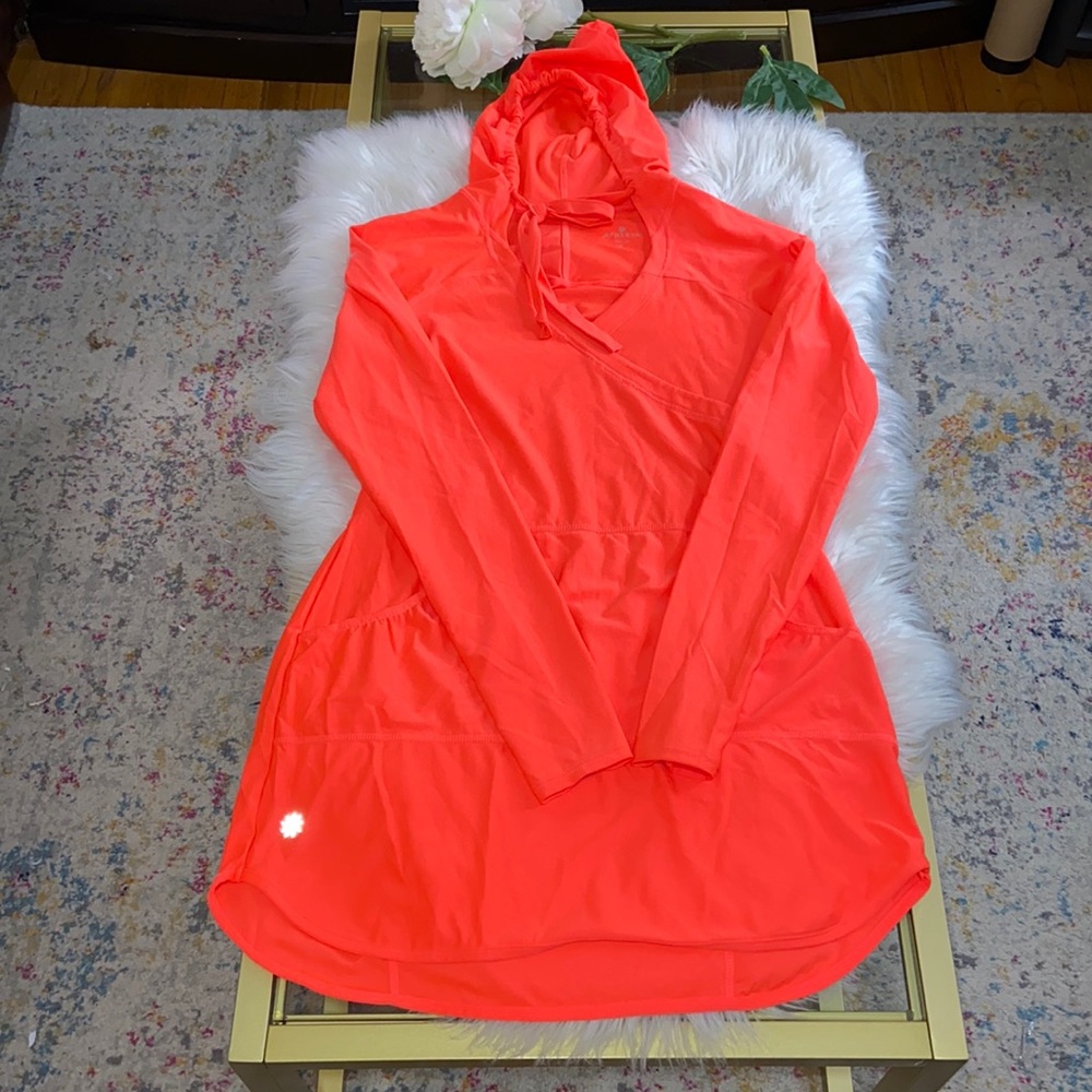 Athleta Wick It Wader Swim Coverup w/ Hood size Small